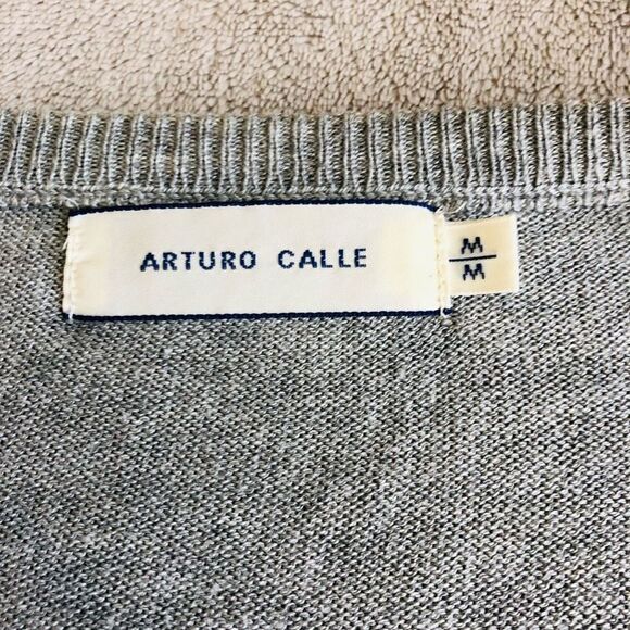 Arturo Calle Grey and White Striped V-neck Sweater - Picture 3 of 8